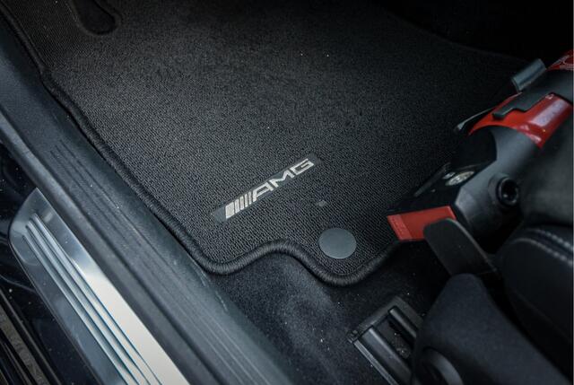 Mercedes-Benz C-KLASSE Coupé 300 AMG Line * Premium Plus Pack