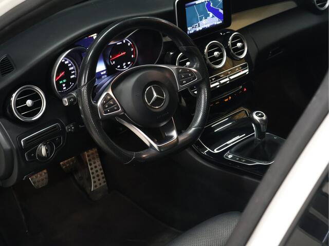 Mercedes-Benz C-KLASSE 160 Premium [CRUISE CONTROL, STOELVERWARMING, CAMERA, PDC V+A, BLUETOOTH, NAVIGATIE, AIRCO, STUUR MULTIFUNCTIONEEL, DODEHOEK ASSISTENT, NIEUWSTAAT]