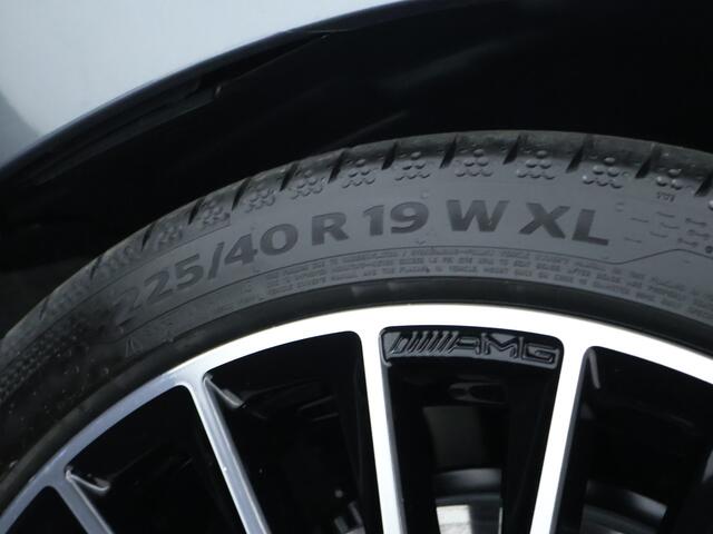 Mercedes-Benz C-KLASSE Estate 300 e Business Solution AMG | Trekhaak | Nightpakket | AMG Line Premium Plus | 360°-camera | Head-up display | Burmester® 3D sound system | Inclusief 24 maanden MB Certified garantie voor Europa.