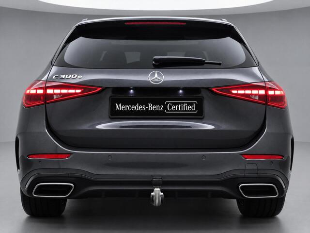 Mercedes-Benz C-KLASSE Estate 300 e Business Solution AMG | Panorama - Schuifdak | Trekhaak Wegklapbaar | Memorystoelen | Digital Light | Burmester Surround Sound | 360° Camera | Head-Up Display | Nightpakket