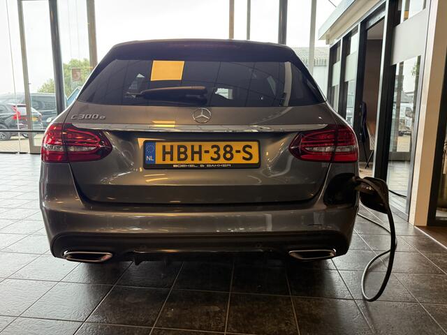 Mercedes-Benz C-KLASSE Estate 300 e Business Solution AMG ** Leder ** 360 camera ** Rijbereik tot 50km