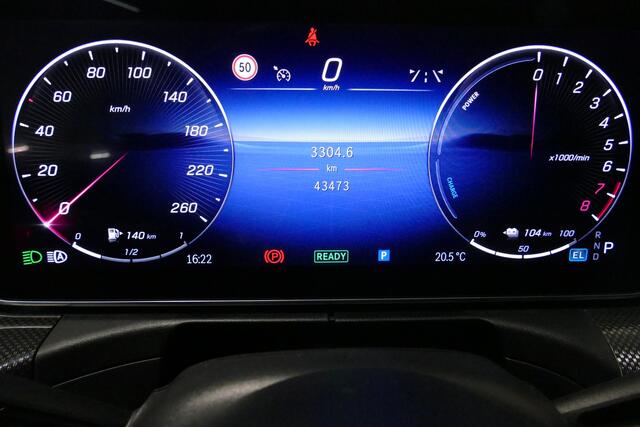 Mercedes-Benz C-KLASSE 300 e AMG Line / C63S AMG Diffuser / Brabus Grille / Maxton Design Bodykit V.2 / Elektr. verstelbare voorstoelen + memory / Digital Light (Laser) / Rondomzichtcamera / Apple Carplay - Android Auto / Ambienteverlichting / 20'' LMV / Stoelverwarming / Dodehoekdetectie / Achteruitrijcamera / Draadloze telefoonlader / Cruise Control