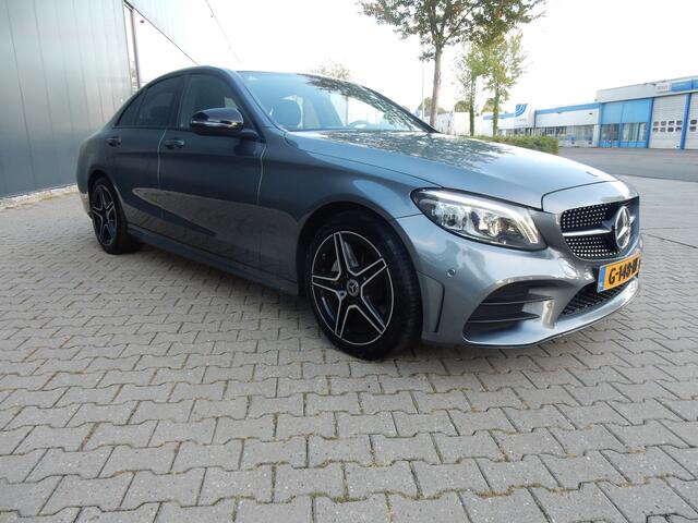 Mercedes-Benz C-KLASSE 180 Business Solution AMG / Panoramadak/ zeer nette auto!