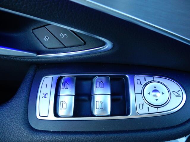 Mercedes-Benz C-KLASSE 180 Business Solution AMG / Panoramadak/ zeer nette auto!