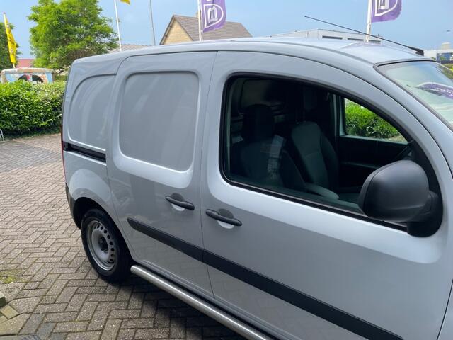 Mercedes-Benz CITAN 108 CDi Airco, Schuifdeur, Bluetooth, Side-bars, TOPSTAAT!