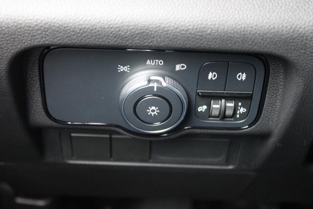 Mercedes-Benz CITAN 110 CDI L1 Pro MBUX Apple CarPlay Android Auto, Bumpers in kleur, Etc.