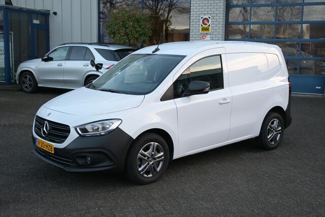 Mercedes-Benz CITAN 110 CDI L1 Pro 3 Zitplaatsen, MBUX, Stoelverwarming