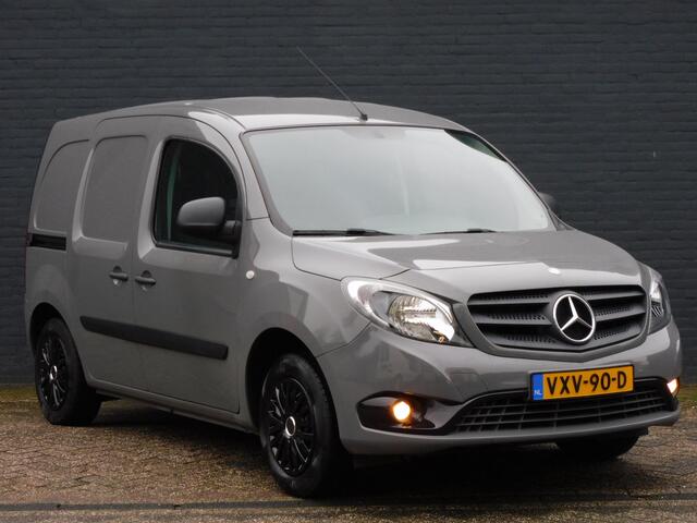 Mercedes-Benz CITAN 112 BlueEFFICIENCY BENZINE! HELE NETTE AUTO! BLUETOOTH! PARKEERSENSOREN! AIRCO! TREKHAAK! EURO 6 !