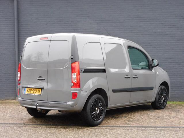 Mercedes-Benz CITAN 112 BlueEFFICIENCY BENZINE! HELE NETTE AUTO! BLUETOOTH! PARKEERSENSOREN! AIRCO! TREKHAAK! EURO 6 !