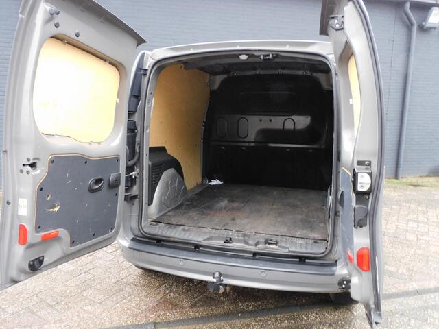 Mercedes-Benz CITAN 112 BlueEFFICIENCY BENZINE! HELE NETTE AUTO! BLUETOOTH! PARKEERSENSOREN! AIRCO! TREKHAAK! EURO 6 !