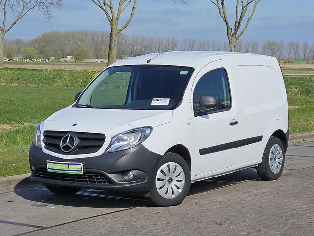 Mercedes-Benz CITAN 108 CDI airco, navi, zijdeur, trekhaak, 17 dkm.!!!