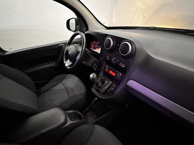 Mercedes-Benz CITAN 111 CDI BlueEFFICIENCY Airco, Parkeersensoren, Cruise control, Radio, Mistlamp
