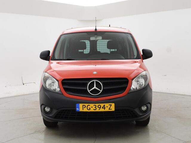 Mercedes-Benz CITAN Tourer 111 CDI 5-PERSOONS EURO 6 GEEL KENTEKEN *17.675 KM* + TREKHAAK | NAVIGATIE | DAB