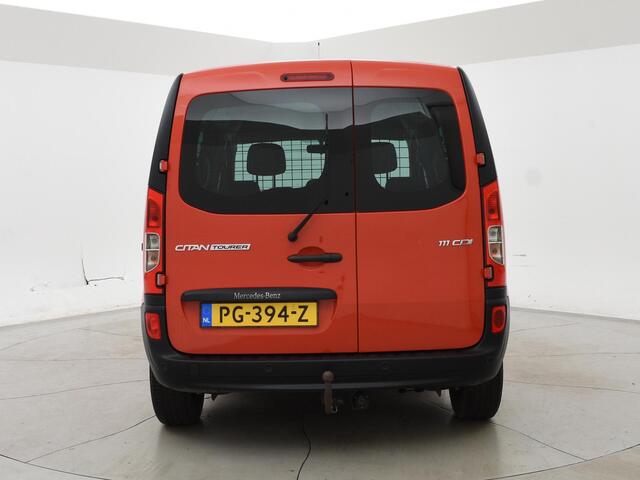 Mercedes-Benz CITAN Tourer 111 CDI 5-PERSOONS EURO 6 GEEL KENTEKEN *17.675 KM* + TREKHAAK | NAVIGATIE | DAB