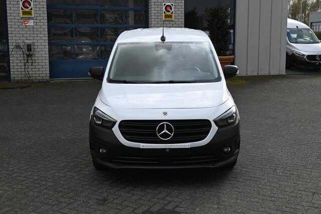 Mercedes-Benz CITAN 110 CDI L1 Pro 3 Zitplaatsen, LED, Camera