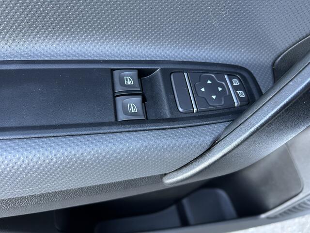 Mercedes-Benz CITAN 110 CDI L1 Trekhaak / Parkeersensoren achter / Airco / Dakdragers