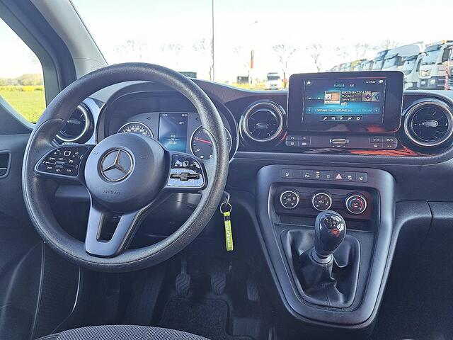 Mercedes-Benz CITAN 110 CDI L1 Pro L1 Pro Navi Mbux LED Trekhaak Airco Camera Stoelverwarming Lichtmetaal Euro6 95 PK!