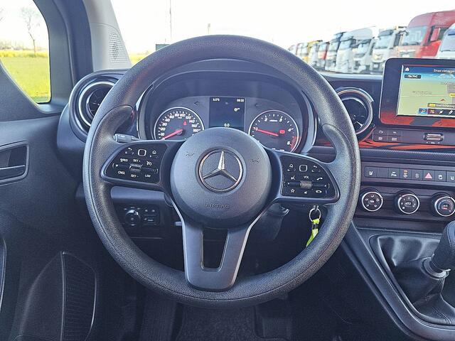 Mercedes-Benz CITAN 110 CDI L1 Pro L1 Pro Navi Mbux LED Trekhaak Airco Camera Stoelverwarming Lichtmetaal Euro6 95 PK!
