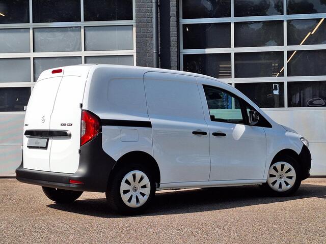 Mercedes-Benz CITAN 108 CDI L1 Base | Achteruitrijcamera | Parkeersensoren Achter | Spoorassistent
