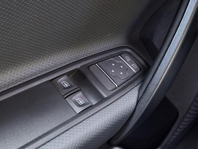 Mercedes-Benz CITAN 108 CDI L1 Base | Achteruitrijcamera | Parkeersensoren Achter | Spoorassistent