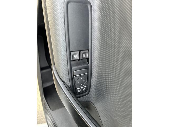 Mercedes-Benz CITAN 110 CDI L1 MBUX / Carplay navigatie / Cruise control / Parkeersensoren / Airco
