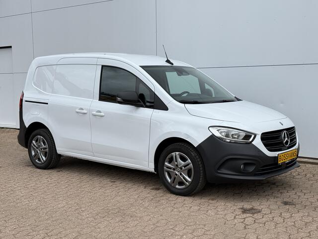 Mercedes-Benz CITAN Pro 1.3 102PK **Benzine** L1 LED Airco Cruise control 1500kg Trekhaak Camera Carplay