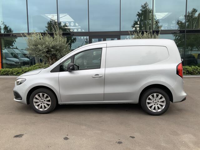 Mercedes-Benz CITAN Benzine 110 L1 Base Benzine Airco Cruise Scherm Navi Alu Velg Euro 6
