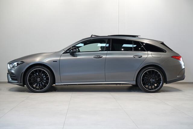 Mercedes-Benz CLA-KLASSE Shooting Brake 250 e AMG ? MAGNO GRIJS ? EDITION ? TREKHAAK ? PANO ? CAMERA ? WIDESCREEN ? NAVI ? SFEER ? MBUX