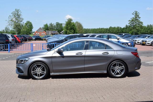 Mercedes-Benz CLA-KLASSE AMG LINE Automaat 180