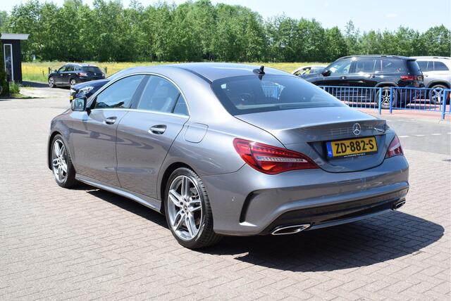 Mercedes-Benz CLA-KLASSE AMG LINE Automaat 180