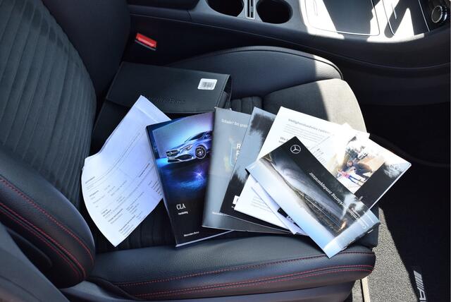 Mercedes-Benz CLA-KLASSE AMG LINE Automaat 180