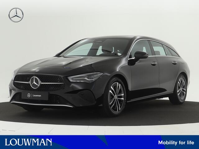 Mercedes-Benz CLA-KLASSE Shooting Brake 180 Star Edition | Dodehoekassistent | EASY PACK achterklep | Parkeerpakket met achteruitrijcamera | USB pakket plus | Zitcomfortpakket | Spiegelpakket | Verwarmde stoelen vooraan |