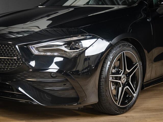 Mercedes-Benz CLA-KLASSE 180 Star Edition AMG Line Panorama dak