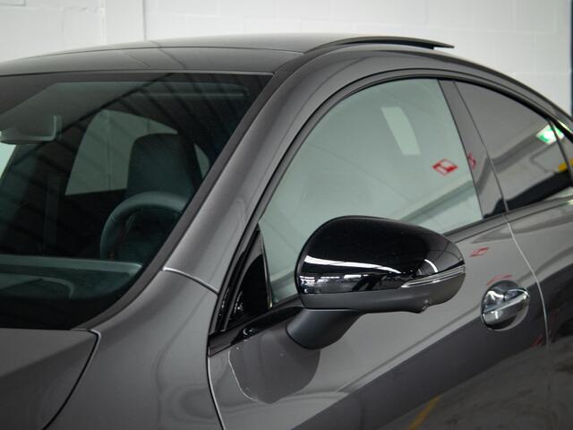 Mercedes-Benz CLA-KLASSE 180 AMG Line Premium PLUS | Panorama dak