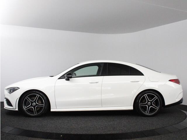 Mercedes-Benz CLA-KLASSE 200 Business Solution AMG | Night pakket | Sfeerverlichting | Wide screen