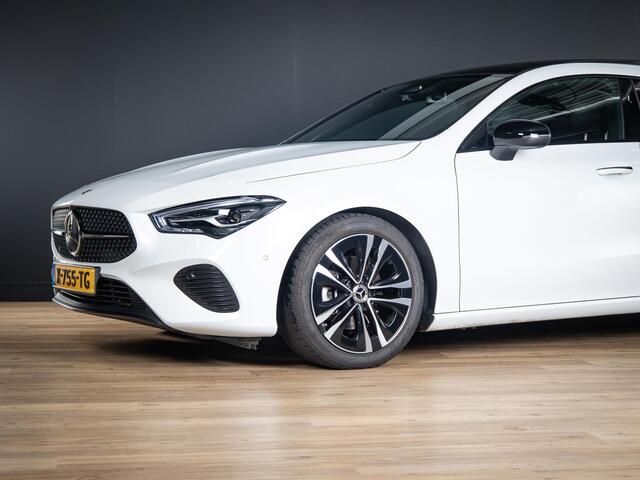 Mercedes-Benz CLA-KLASSE Shooting Brake 180 AMG Line Panorama dak