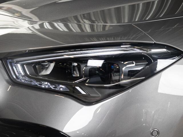 Mercedes-Benz CLA-KLASSE Shooting Brake 180 AMG Line Premium PLUS| Panorama dak