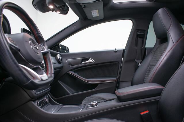 Mercedes-Benz CLA-KLASSE 200 Ambition | Pano| Stoelverwarming