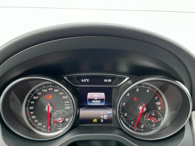 Mercedes-Benz CLA-KLASSE Shooting Brake 180 AMG
