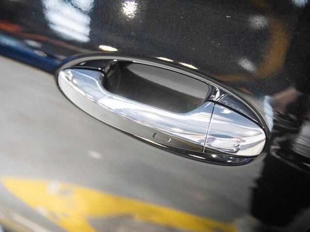 Mercedes-Benz CLA-KLASSE 180 AMG Line Panorama dak