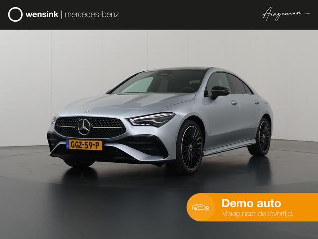 Mercedes-Benz CLA-KLASSE 250e AMG line | Panoramadak | 19 inch | Keyless go | Sfeerverlichting | Achteruitrijcamera |