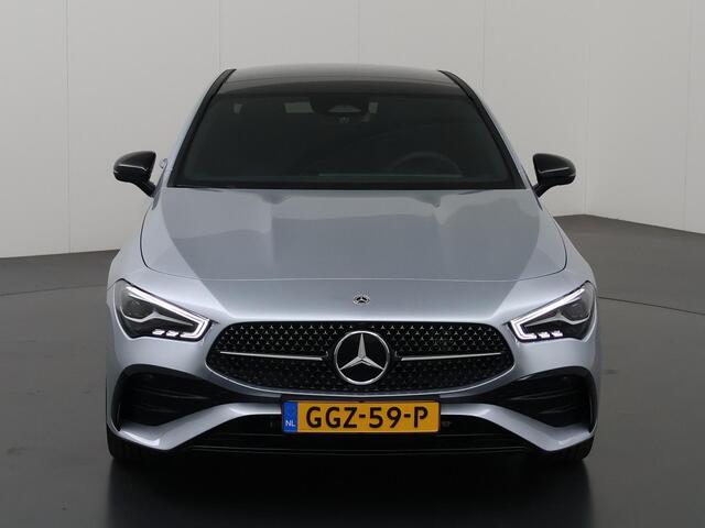 Mercedes-Benz CLA-KLASSE 250e AMG line | Panoramadak | 19 inch | Keyless go | Sfeerverlichting | Achteruitrijcamera |