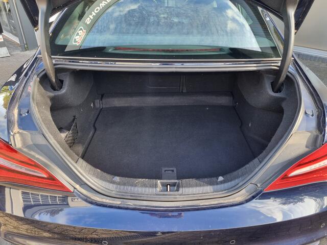 Mercedes-Benz CLA-KLASSE 180 Business Solution AMG / CAMERA / STOELVERW. / CRUISE /