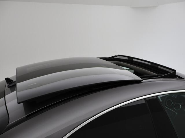 Mercedes-Benz CLA-KLASSE 180D AMBITION + PANORAMA / LED / NAVIGATIE