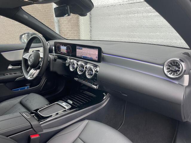 Mercedes-Benz CLA-KLASSE 180 Luxury Line | Nightpakket |