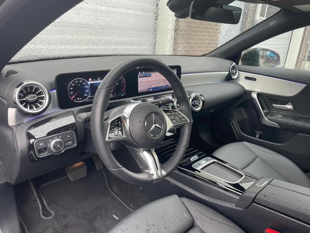 Mercedes-Benz CLA-KLASSE 180 Luxury Line | Nightpakket |