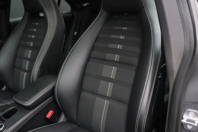 Mercedes-Benz CLA-KLASSE 180 Business Solution AMG Upgrade Edition | NL AUTO | PANO | STOELVERWARMING | SPORTSTOELEN | CAMERA | PDC | CRUISE |
