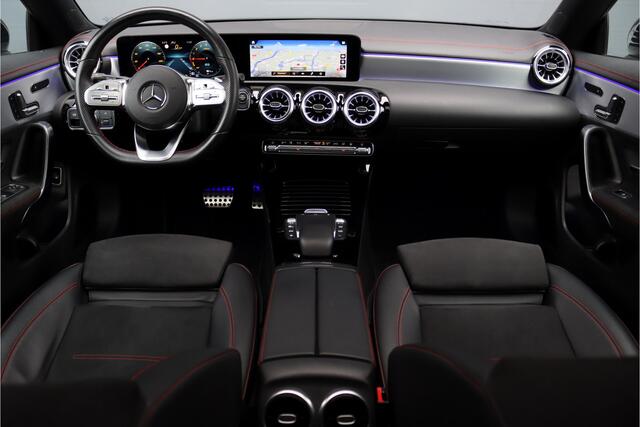 Mercedes-Benz CLA-KLASSE Shooting Brake 250 e AMG Line Aut8 | Panoramadak | Distronic+ | Memory | Camera | Sfeerverlichting | Augmented Reality | Keyless Go | Multibeam LED | Advanced Sound System |