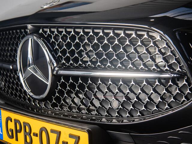 Mercedes-Benz CLA-KLASSE Shooting Brake 180 AMG Line Panorama dak