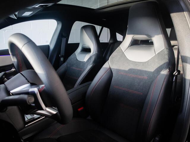 Mercedes-Benz CLA-KLASSE Shooting Brake 180 AMG Line Panorama dak